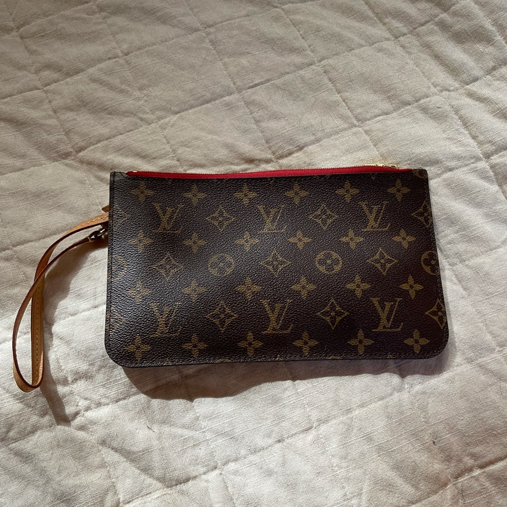 Louis Vuitton zipped clutch